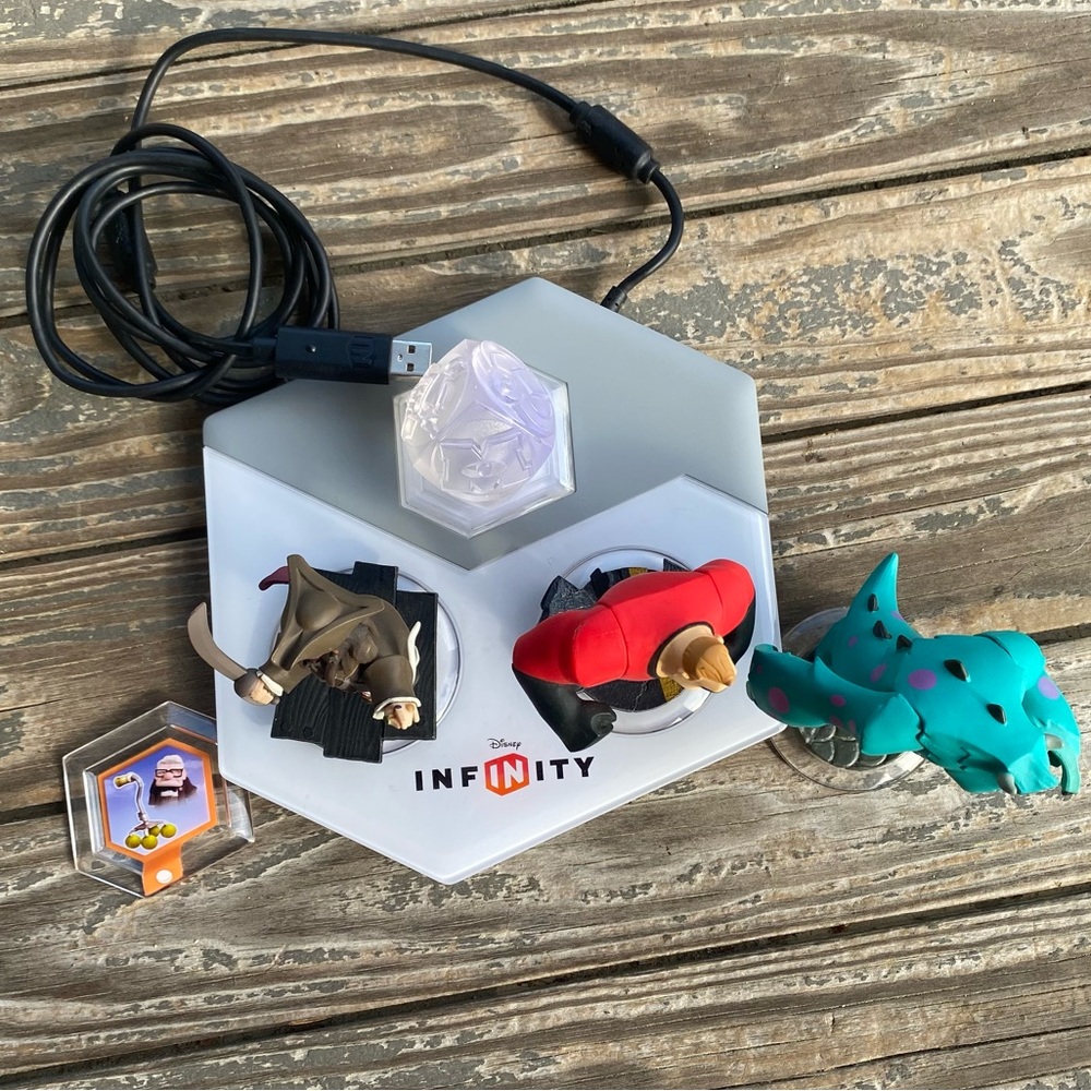 Disney Infinity starter pack for Xbox